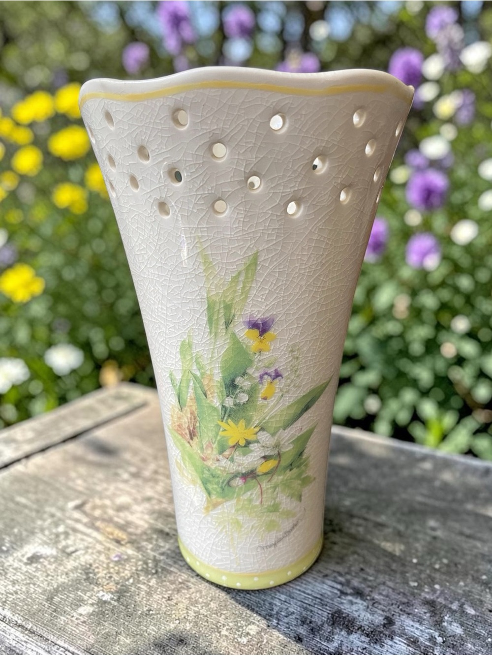 VINTAGE 80’S HALLMARK MARJOLEIN BASTIN CERAMIC CRACKLE FLORAL VASE